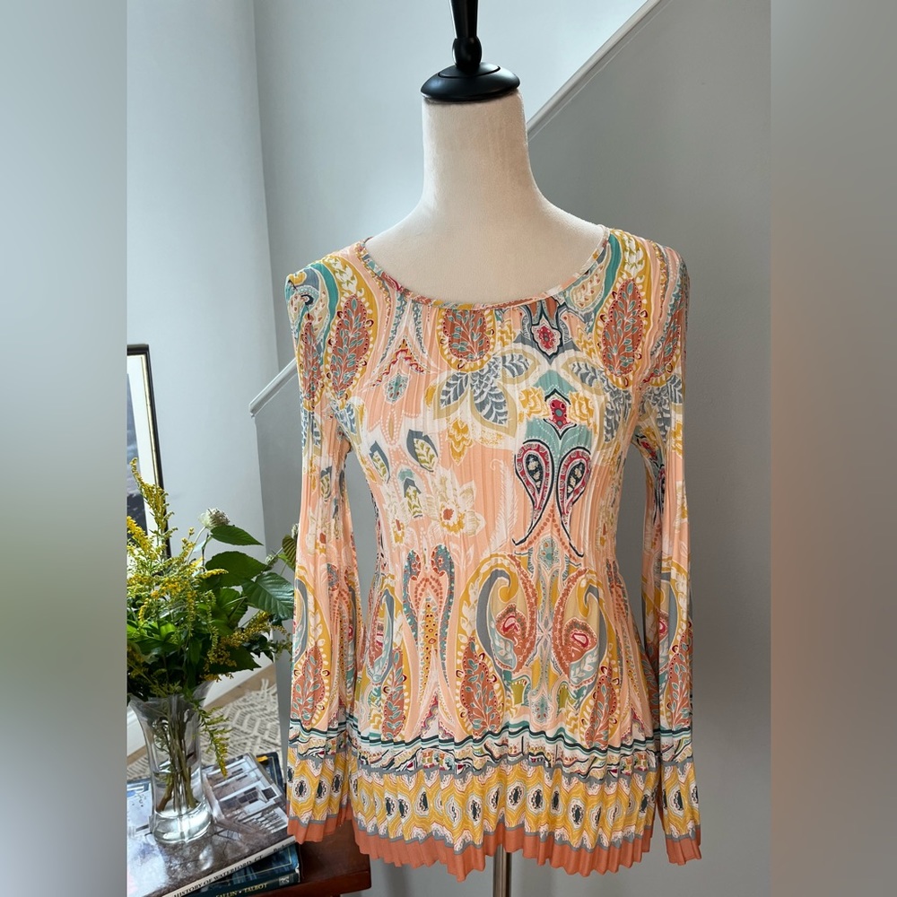 MELISSA PAIGE Blouse Accordion Pleat Paisley  Scoop Neck Long Sleeve Top